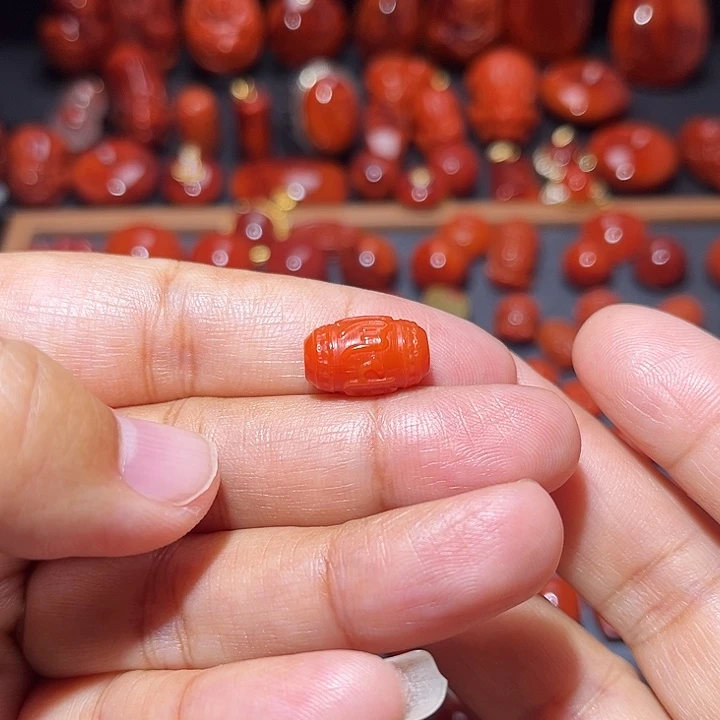 南红玛瑙未镶嵌配饰六字真言桶珠9mm