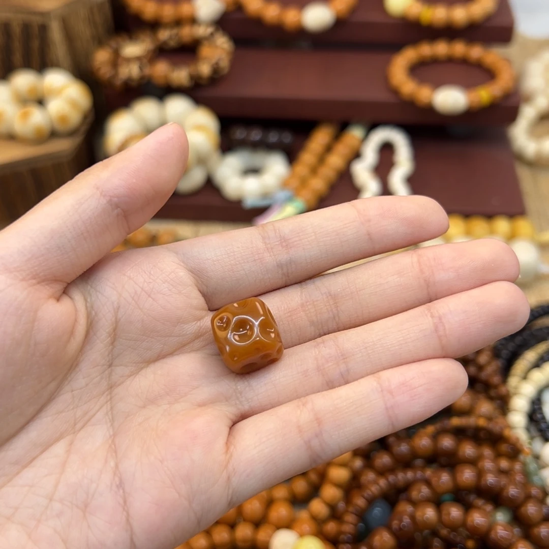 M****手串猴头核桃奶酪配件