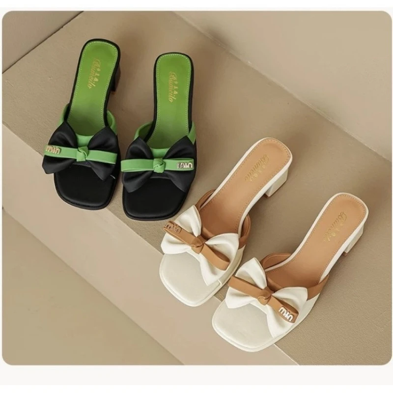 6656女夏季2025年新款法式粗跟高级感一字拖百搭休闲蝴蝶结女凉鞋