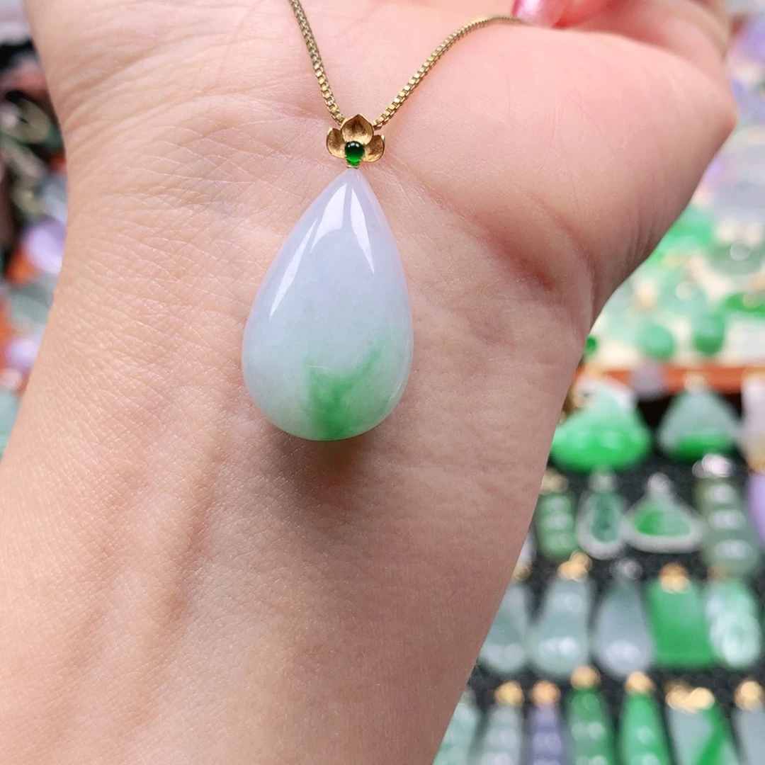 吊坠(不含链)18K金镶嵌翡翠