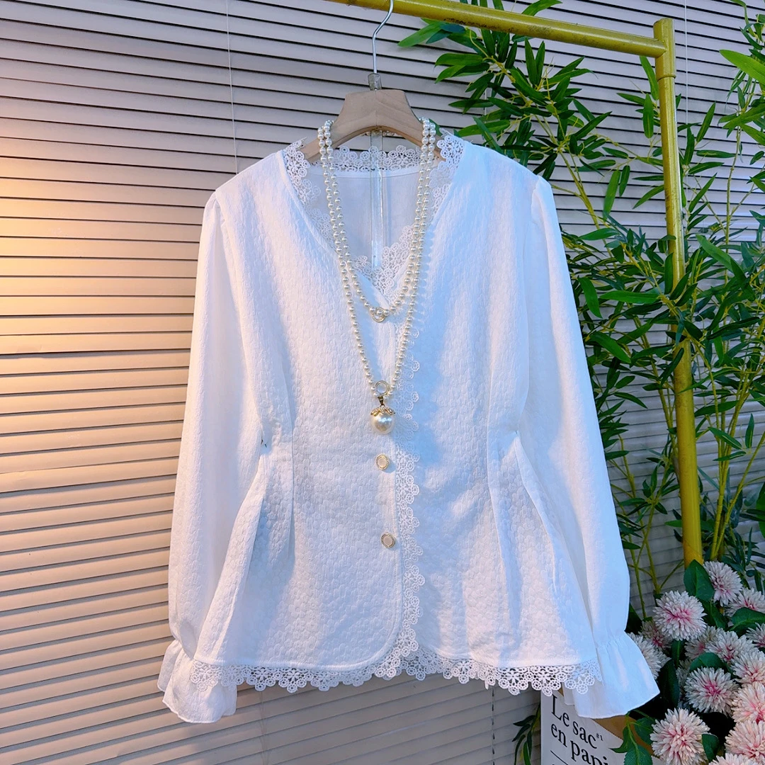 137胖mm欧货新款小香风纯色蕾丝拼接显瘦百搭精致设计感减龄上衣