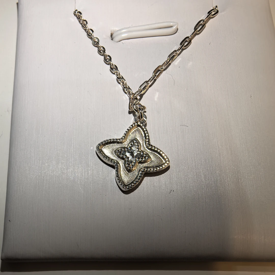 坠链均足银 四角星套链