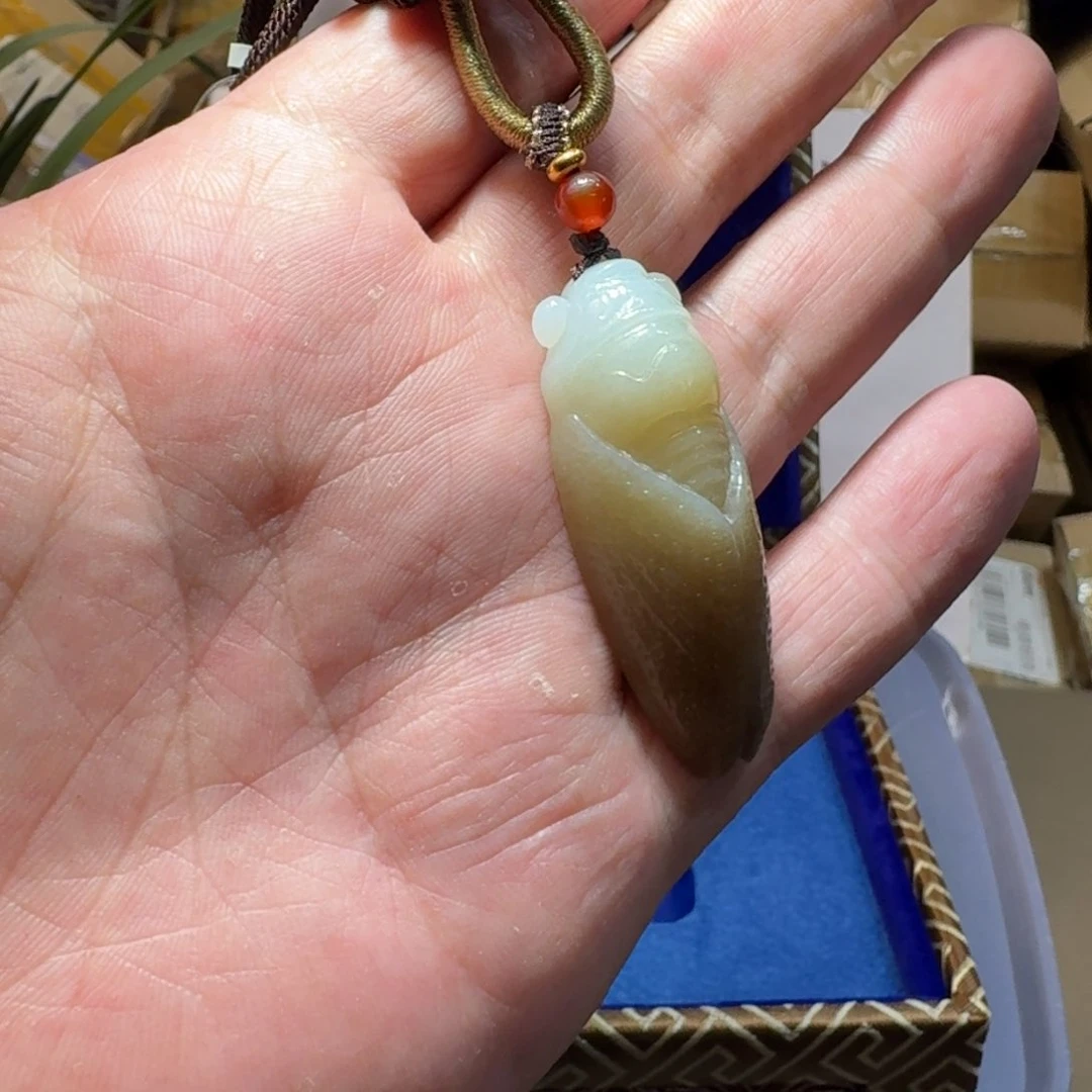 和田玉（糖玉）未镶嵌颈饰