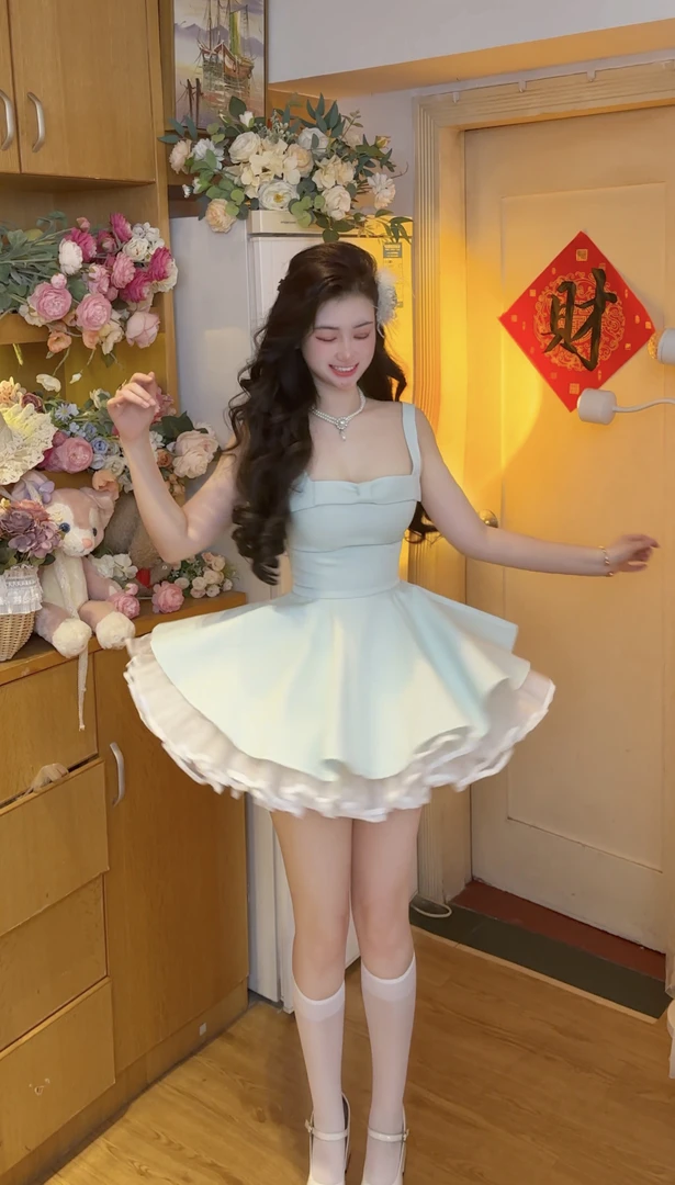 TIANSHA- 煎茶奶绿 法式纯欲风气质氛围感吊带背心超短连衣裙