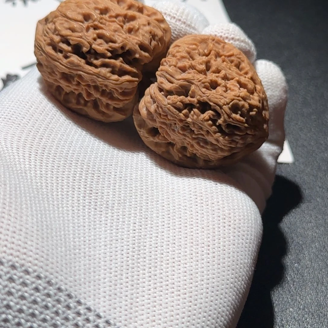 文玩核桃把件36三角