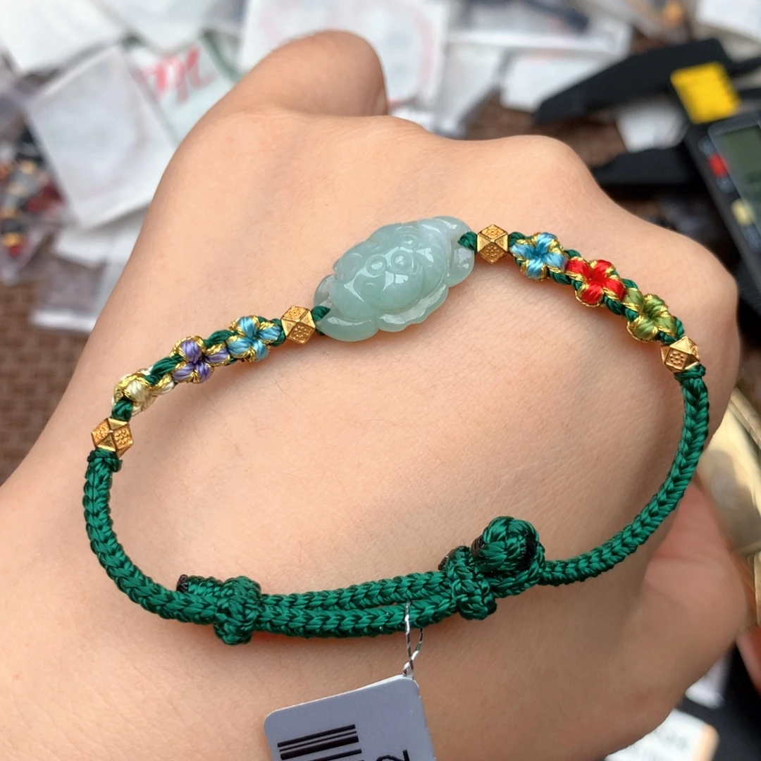 未镶嵌挂件翡翠….