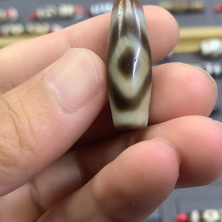 玛瑙/玉髓吊坠未镶嵌13