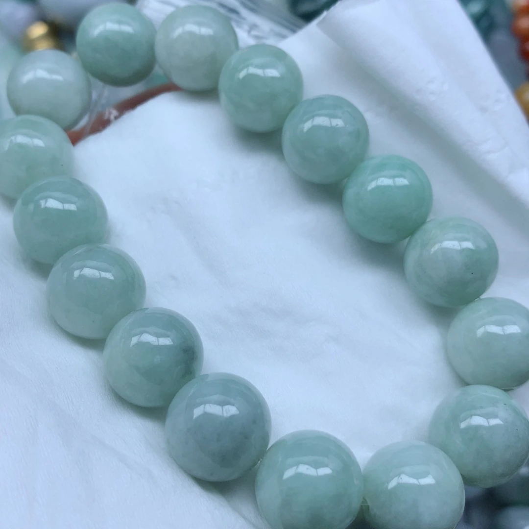 翡翠未镶嵌颈饰吊坠