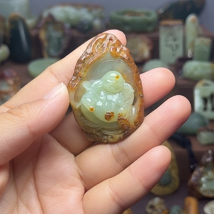 ****》岫岩河磨玉（透闪石质玉）未镶嵌颈饰