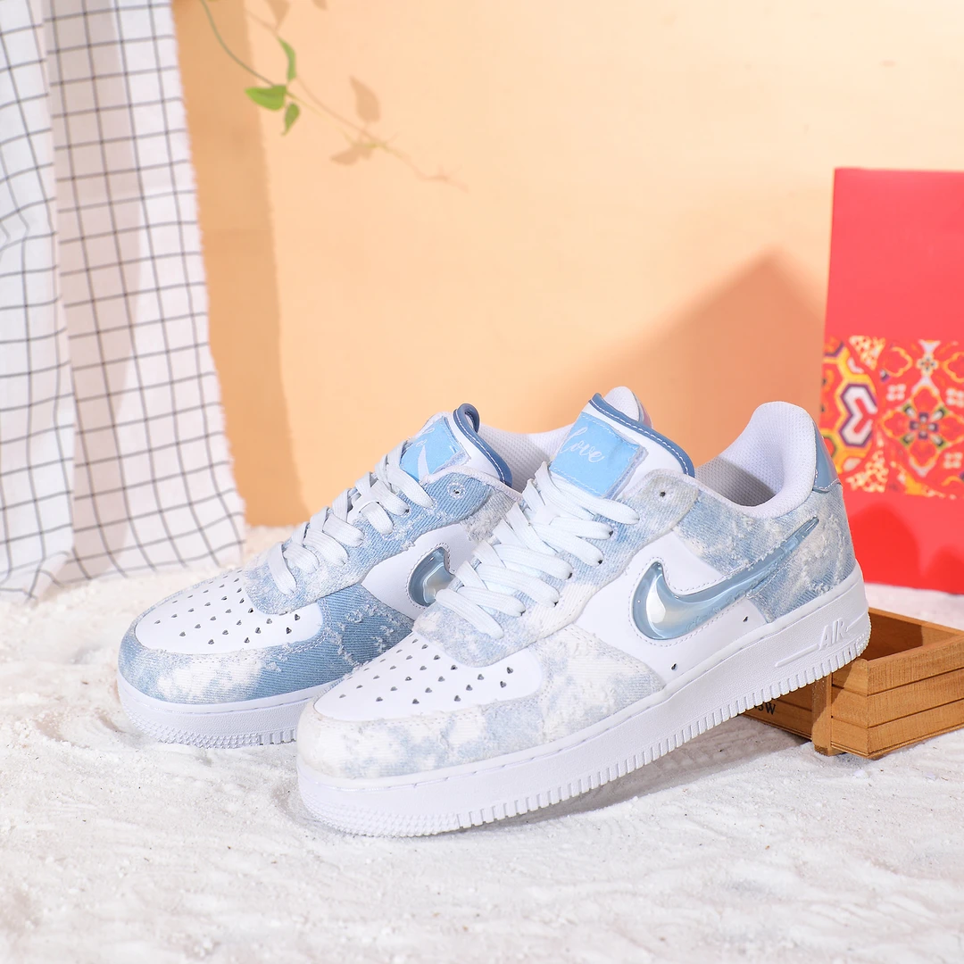 NIKE/耐克空军一号情人节限定低帮牛仔布男女潮流板鞋【定制球鞋】