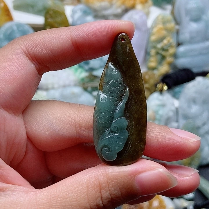 翡翠未镶嵌颈饰翡翠