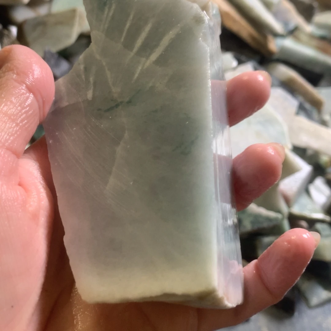 翡翠颈饰未镶嵌缅甸翡翠