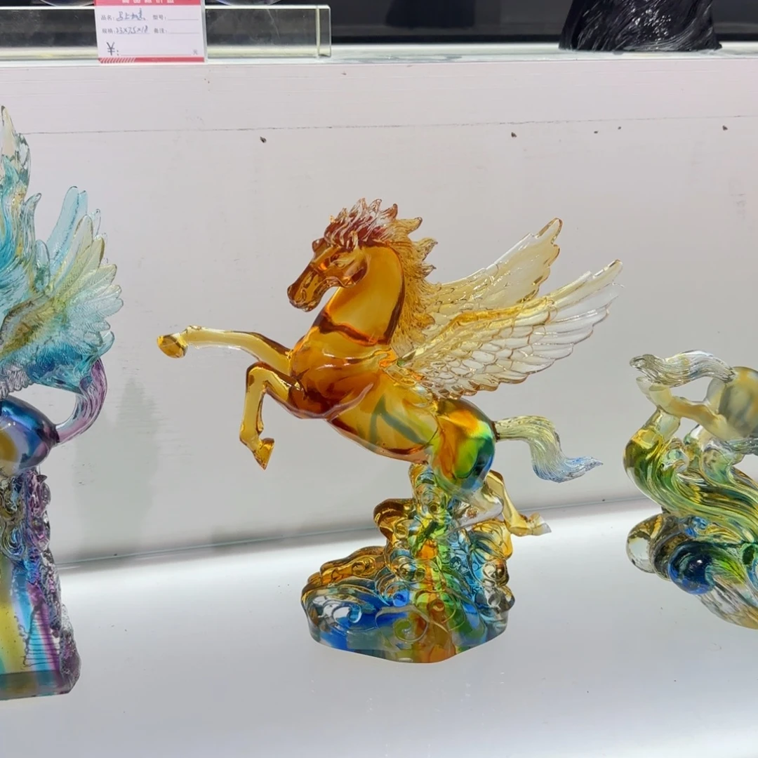 宛***霖手工艺品琉璃飞马