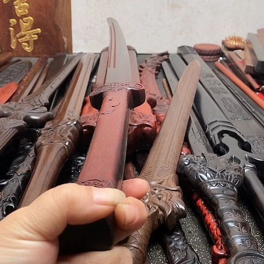 紫檀木木木90长绣春刀