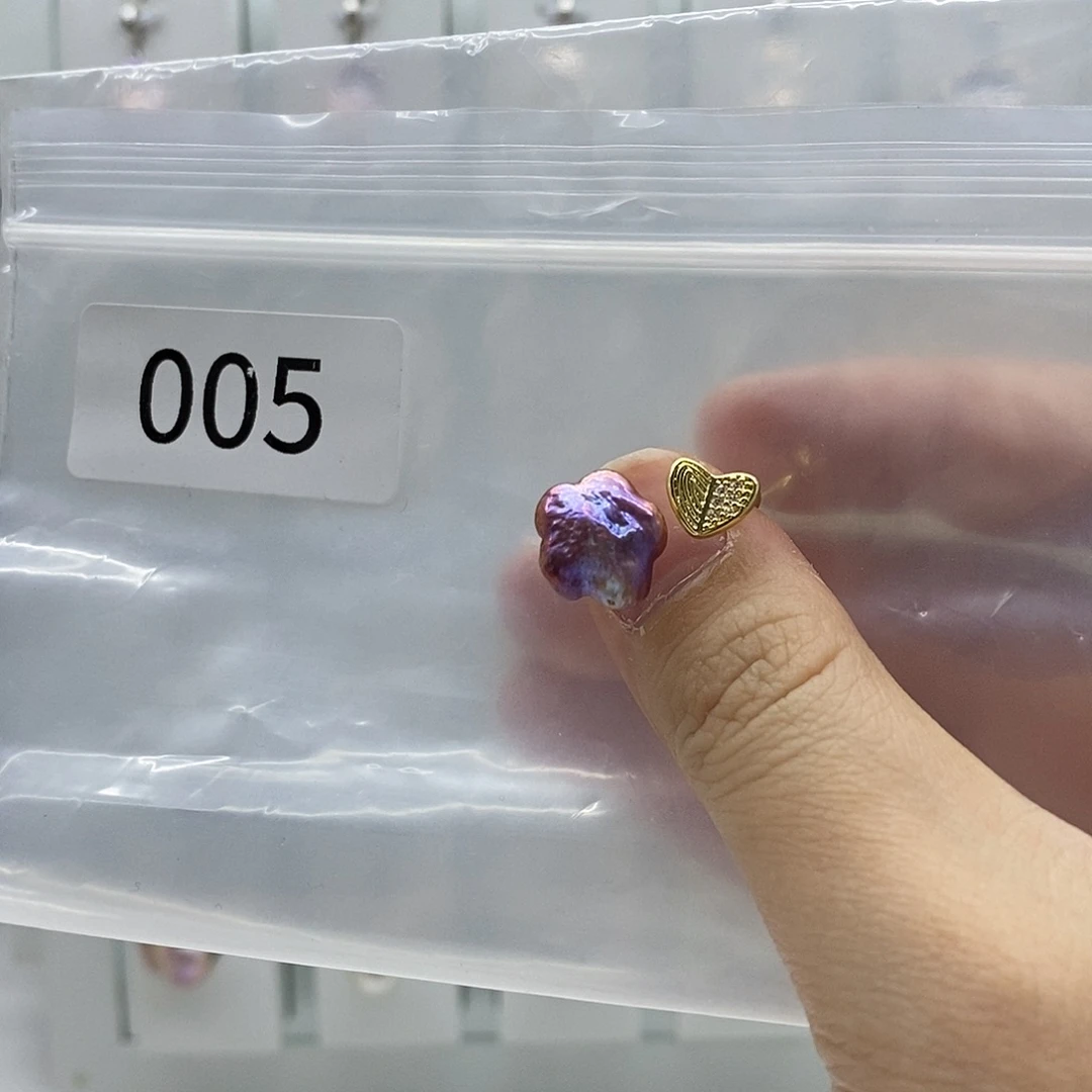 淡水珍珠合金颈饰