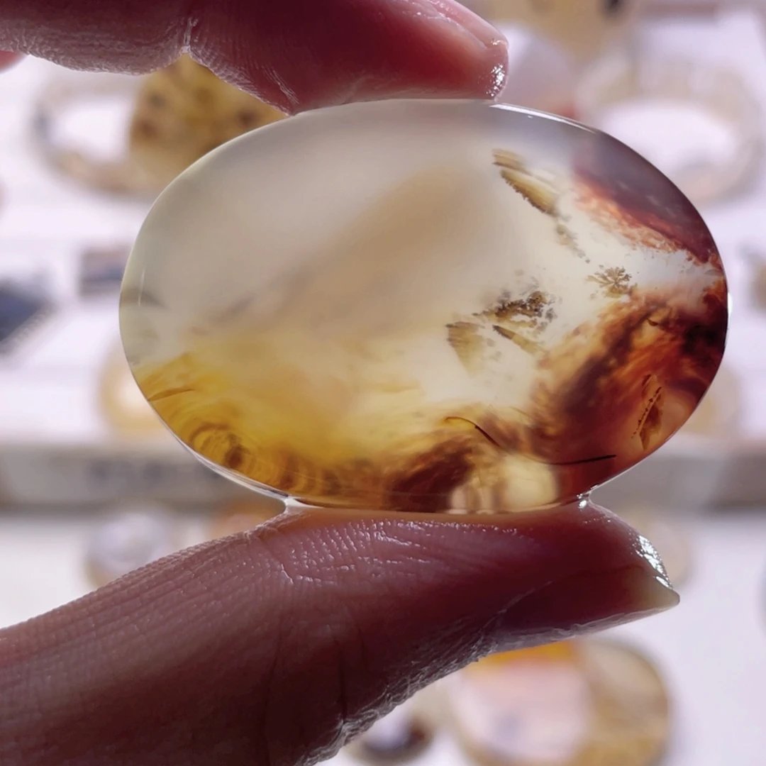 玛瑙/玉髓未镶嵌珠宝奇石