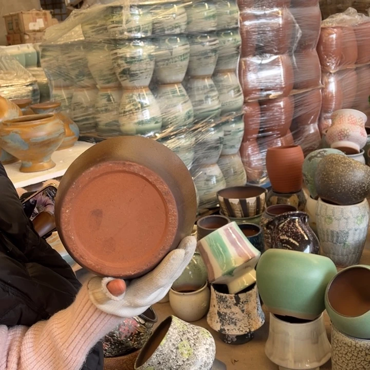 无孔 高37 口14。