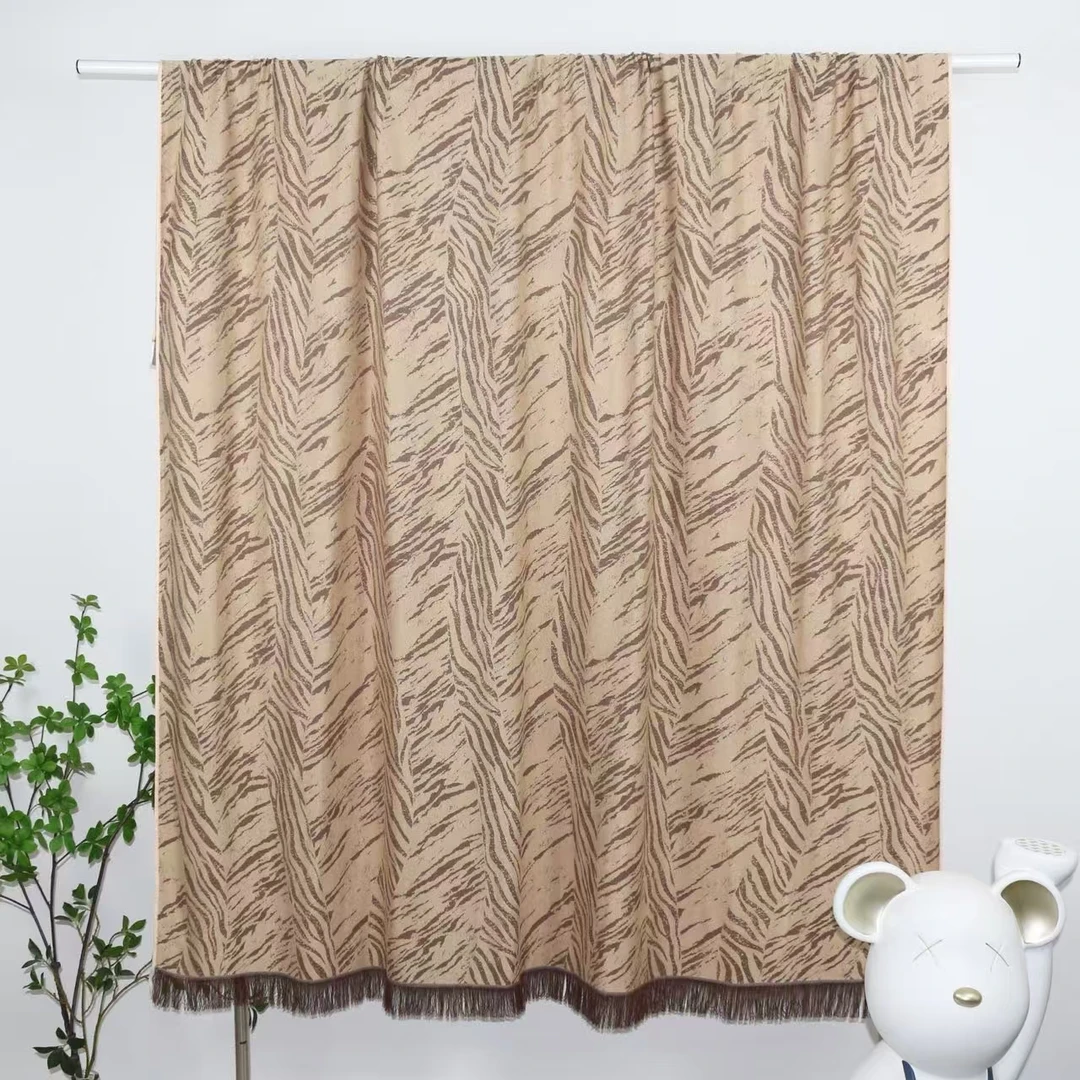 【斑马纹花】1.5*2.0竹纤维天丝流苏花边款冷感毯夏凉被盖毯