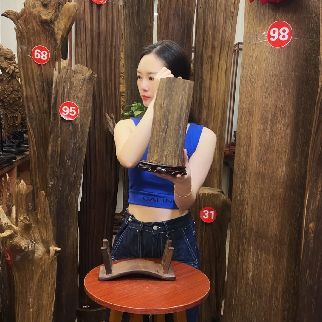 沉香碎屑沉香沉香材料