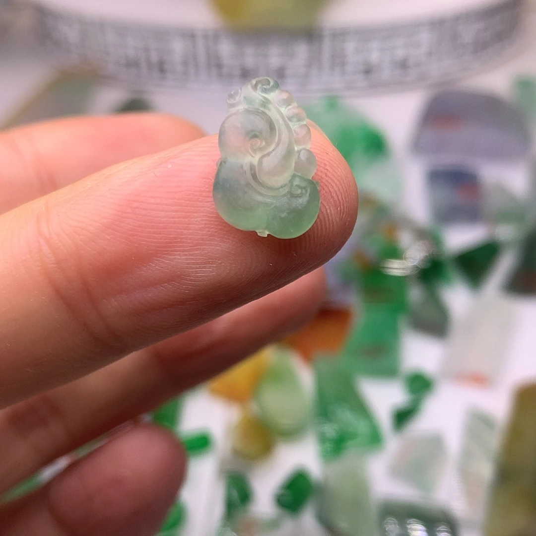定制翡翠未镶嵌天然翡翠