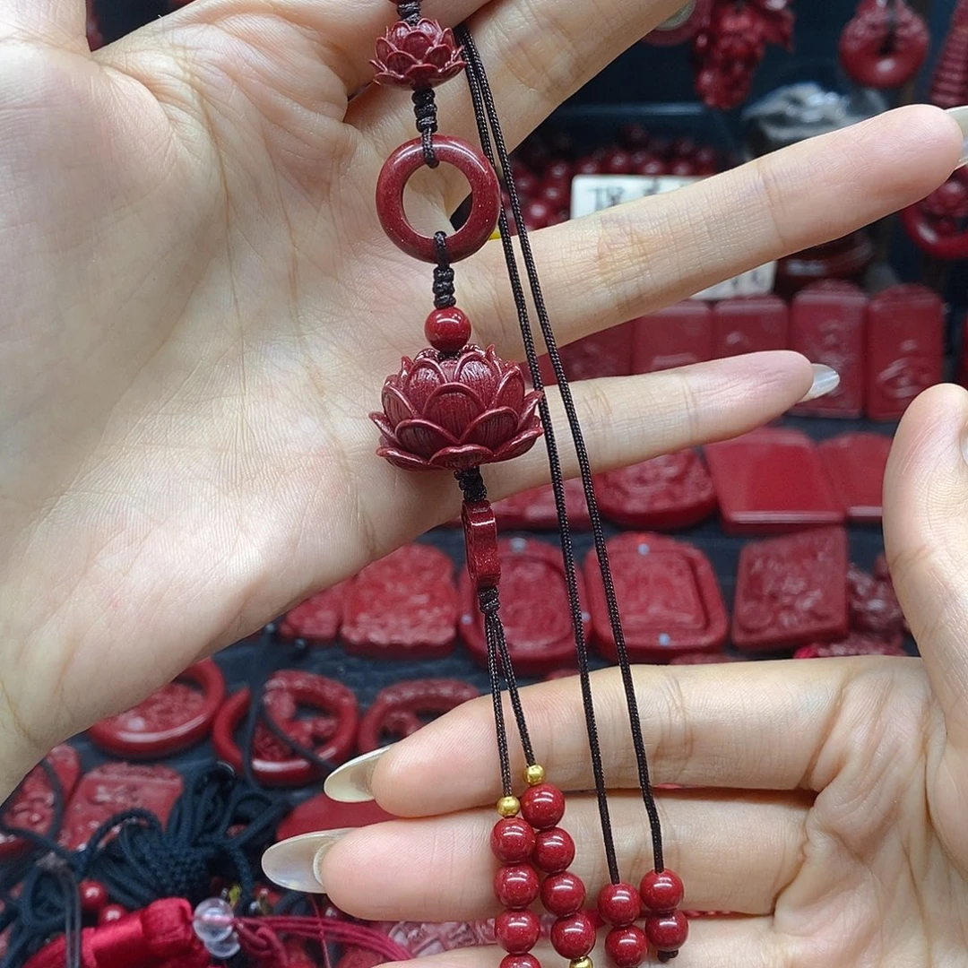 天然辰砂莲花简单款车挂件