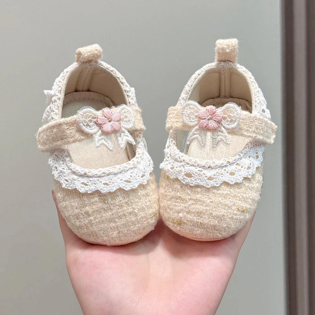 春秋款软底防滑刺绣公主风魔术贴防踢学步鞋鞋子皮鞋婴儿鞋童鞋