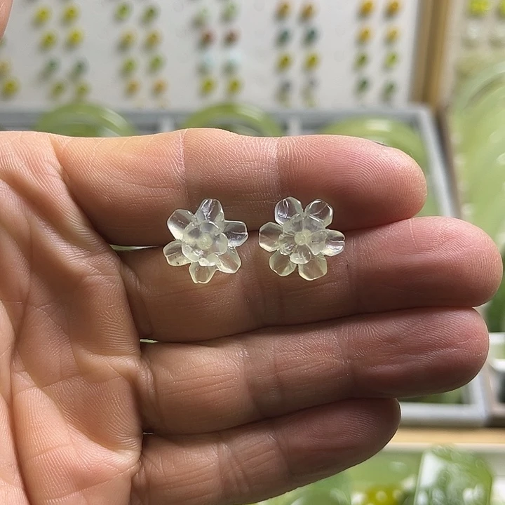 未镶嵌蛇纹石玉吊坠(不含链)