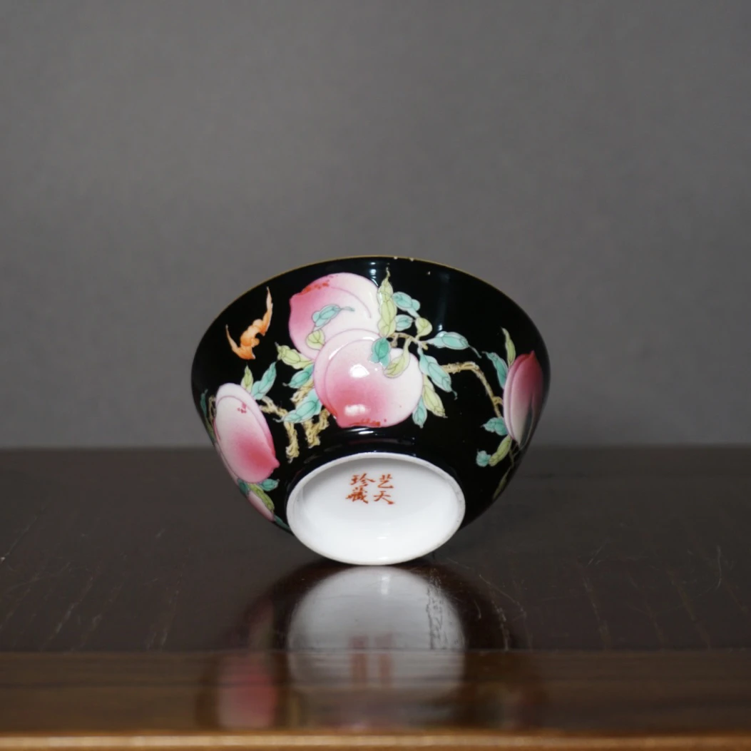 艺天珍藏粉彩黑地陶瓷五桃主人杯手工手绘点工桃子100ml茶杯