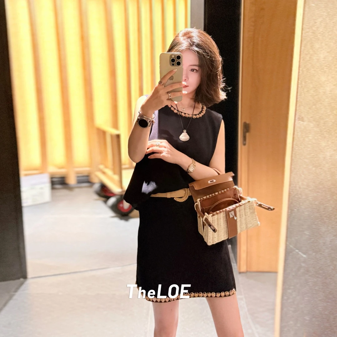 TheLOE/脱不下的度假通勤套装手工钉珠植物系纤维#07.06TZ-G6018