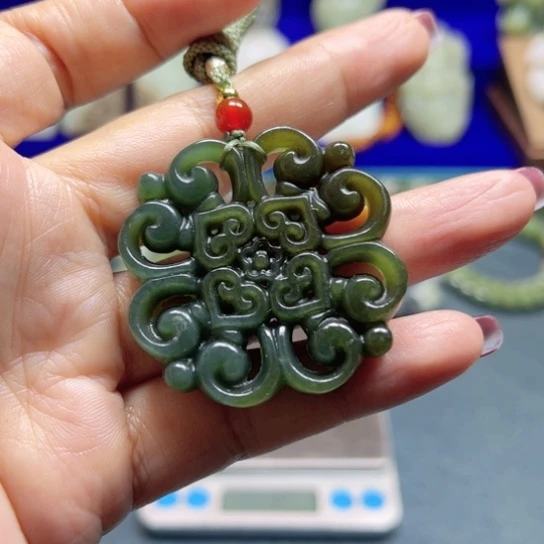 未镶嵌和田玉挂件