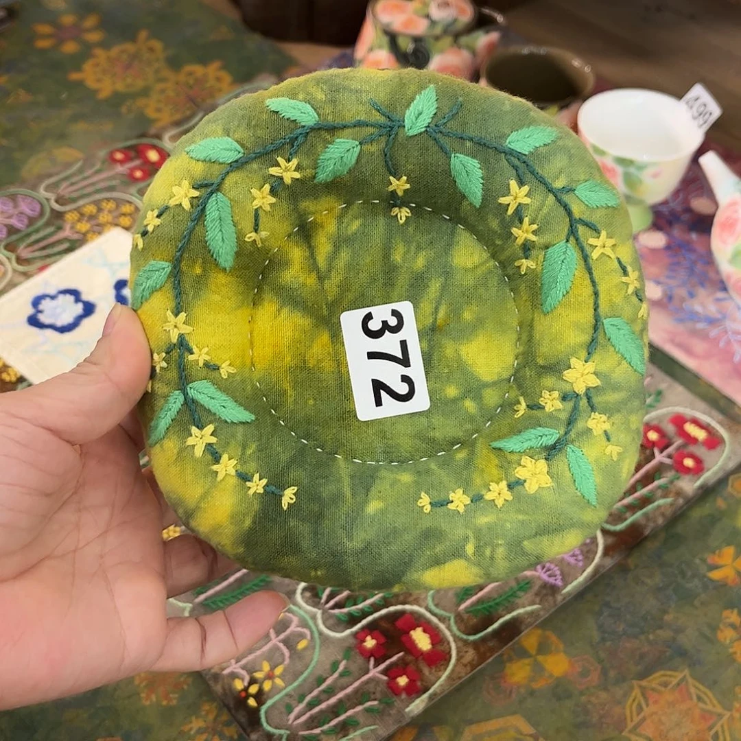 刺子绣窝窝壶垫美价