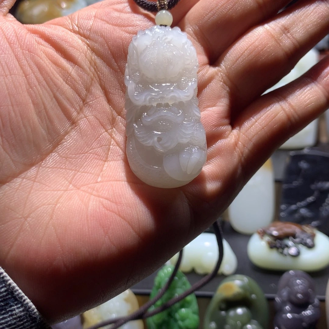 和田玉未镶嵌挂件