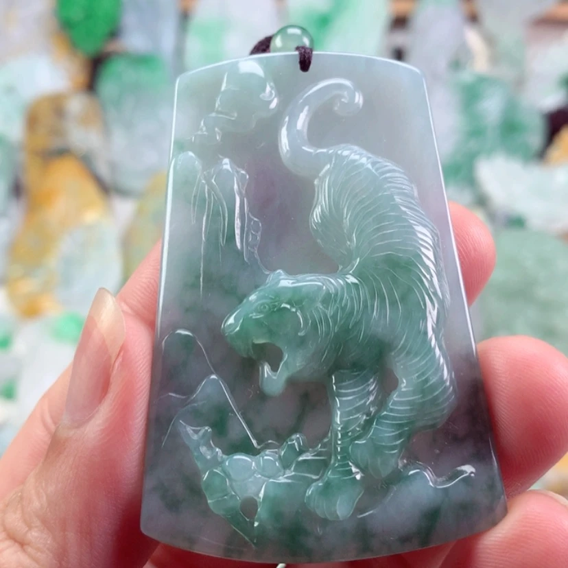 【闪购商品】翡翠未镶嵌吊坠(不含链)