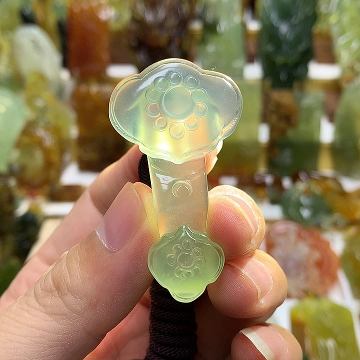 蛇纹石玉未镶嵌珠宝半成品