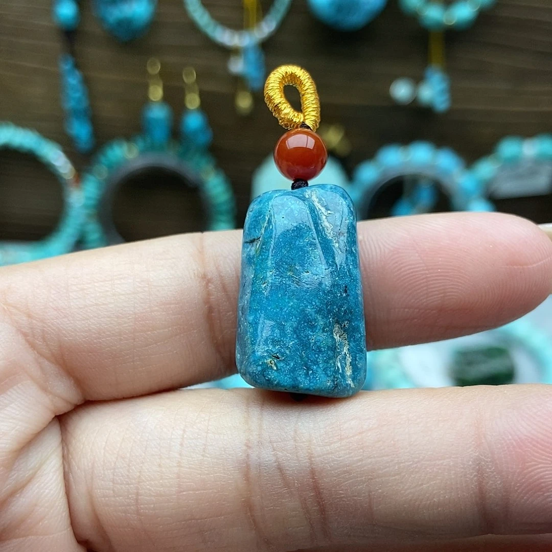 绿松石未镶嵌玉化雾霾蓝吊坠