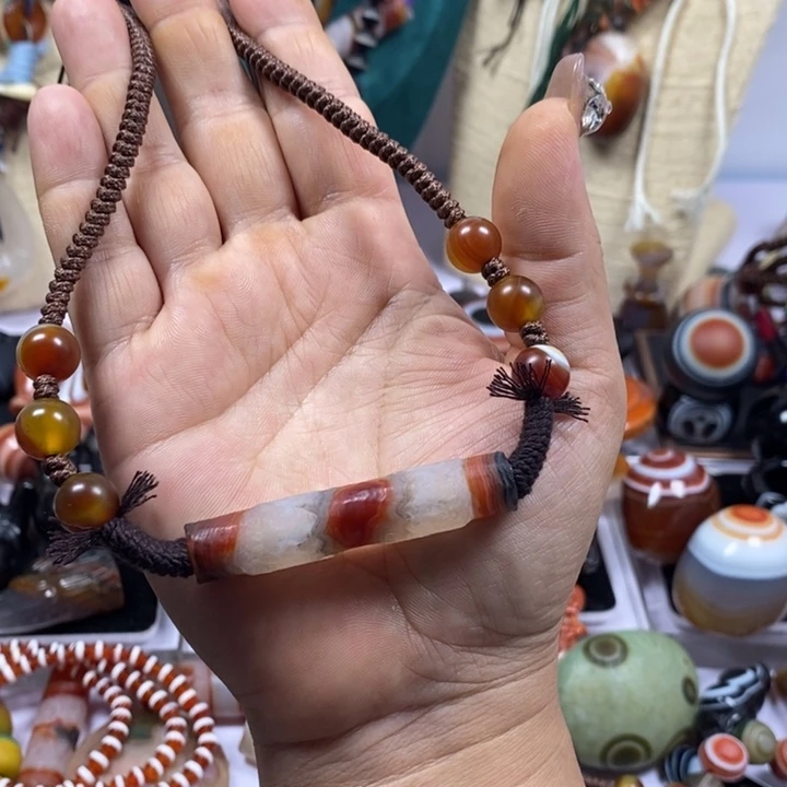 未镶嵌颈饰玛瑙/玉髓