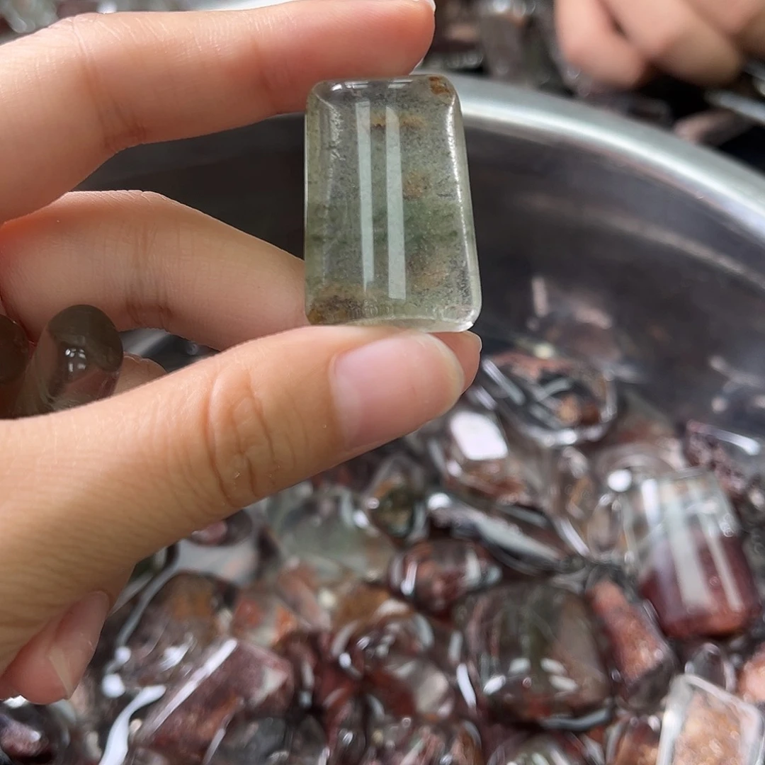 吉****银S925镶嵌颈饰水晶哈哈