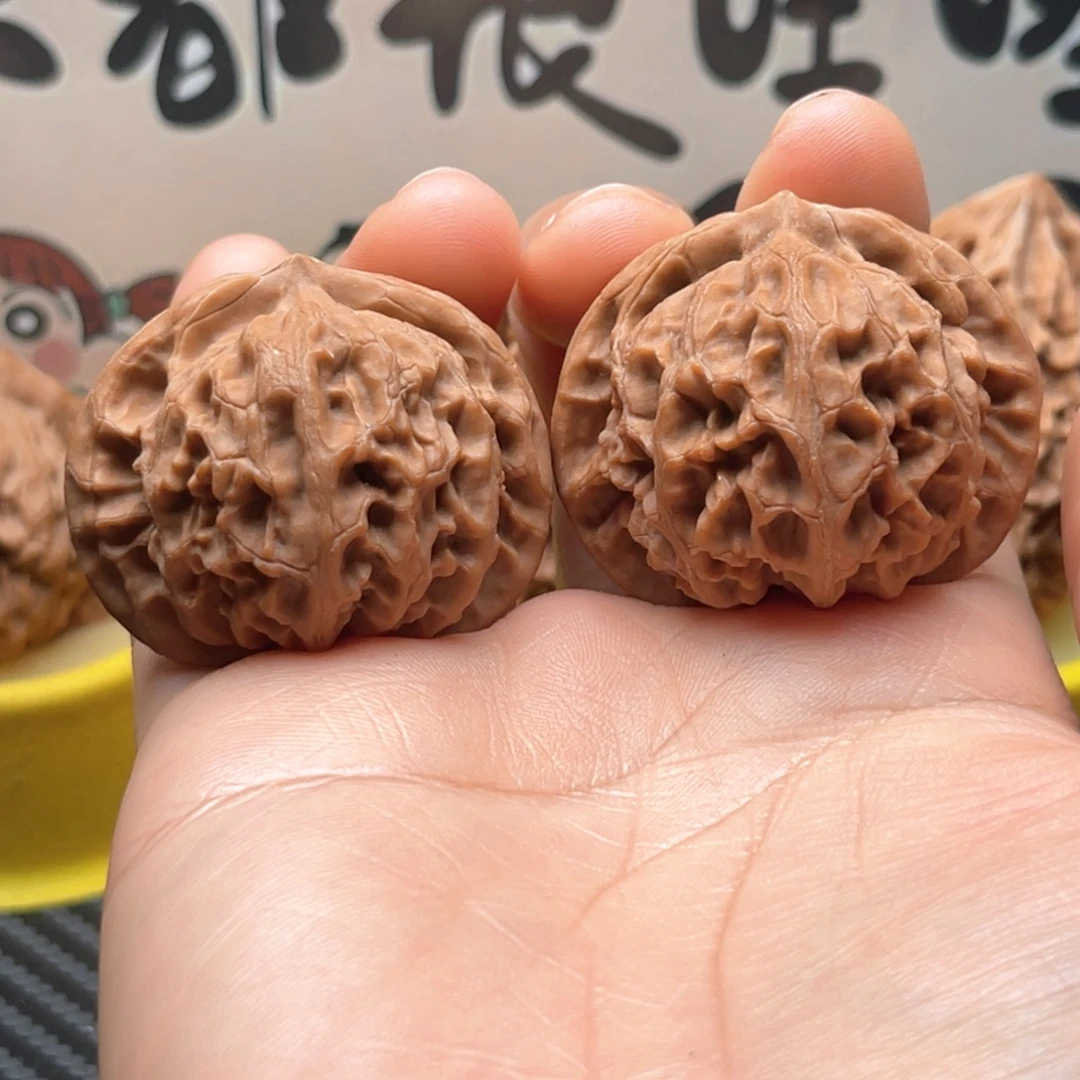吊坠文玩核桃40红皮宫灯