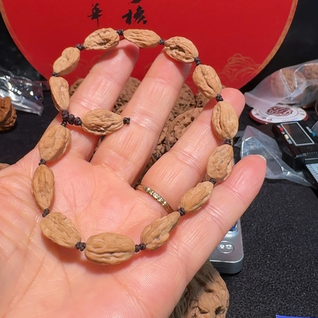 把件文玩核桃葡萄干
