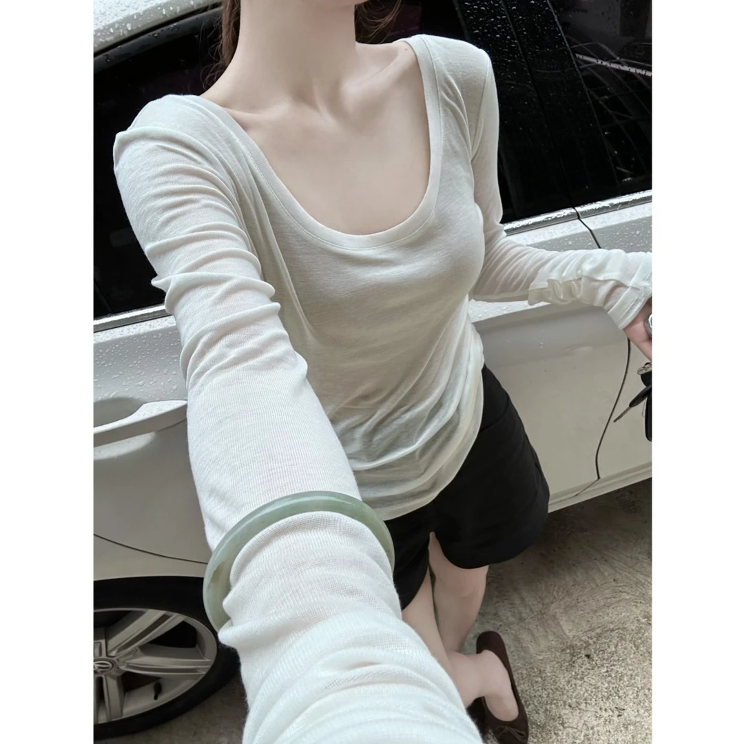 奶白色长袖T恤女2025早春温柔风修身显瘦独特绝美上衣