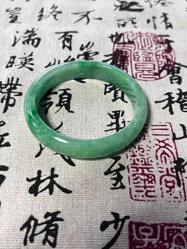 F2459-六零+缅甸冰润飘绿翠翡翠手镯女款手工