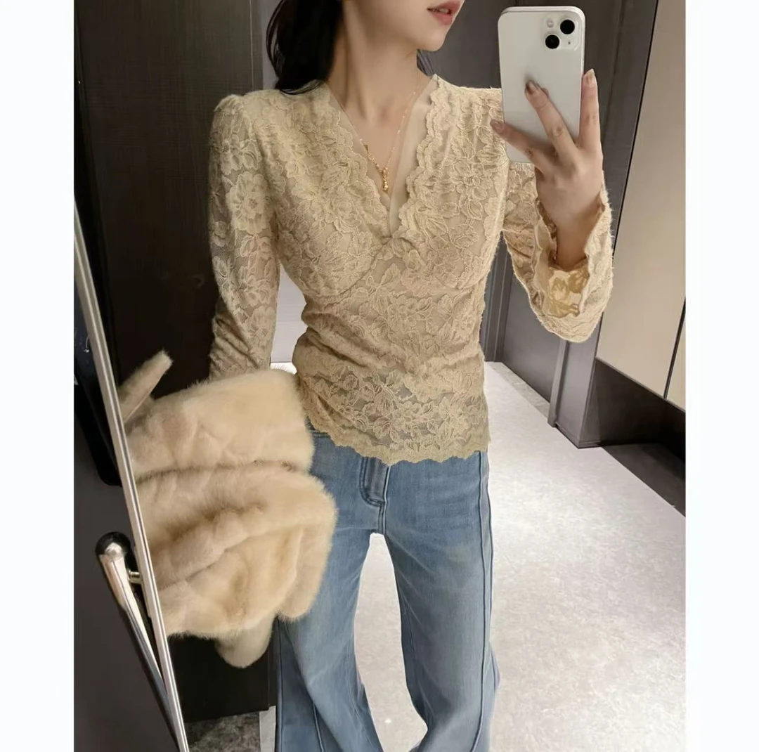 2025新款设计款修身V领长袖蕾丝秋冬显瘦打底衫磨毛T恤女MUD1015