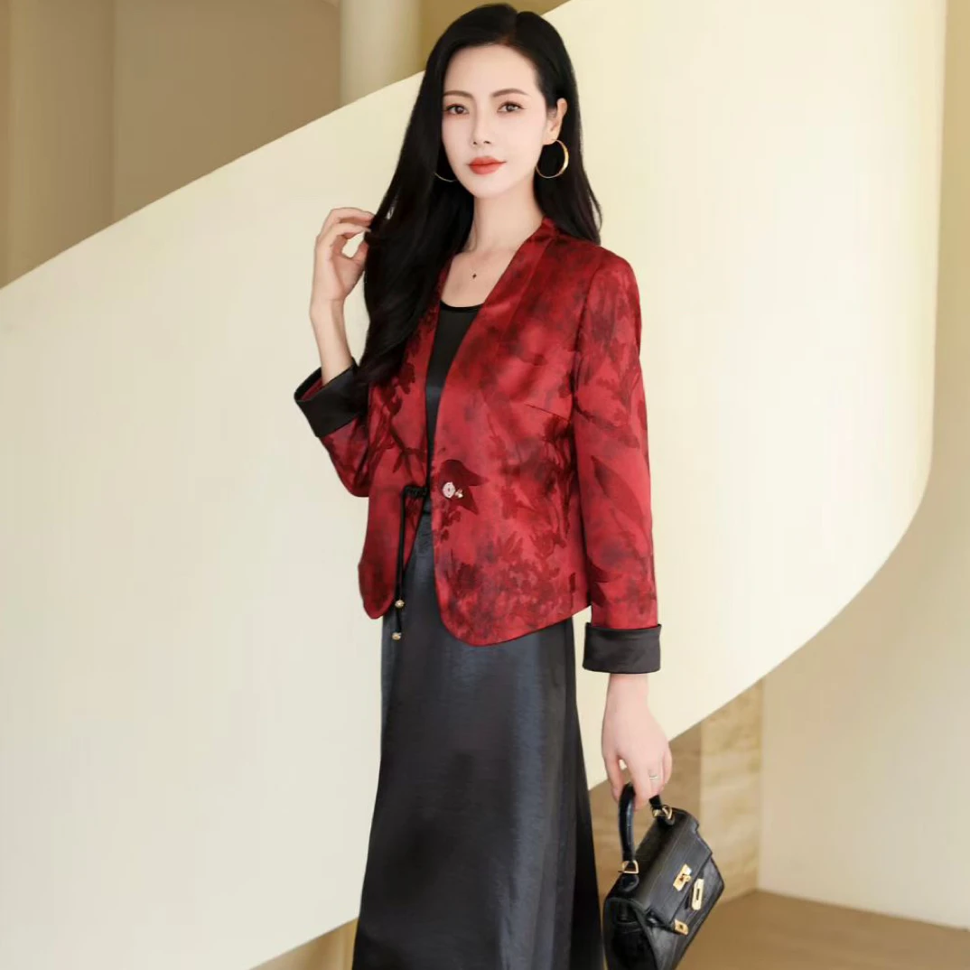 妈妈秋季时尚外套搭配婚礼连衣裙平时也能穿高贵典雅