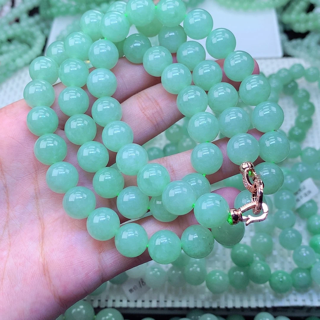 爽***人翡翠未镶嵌毛衣链