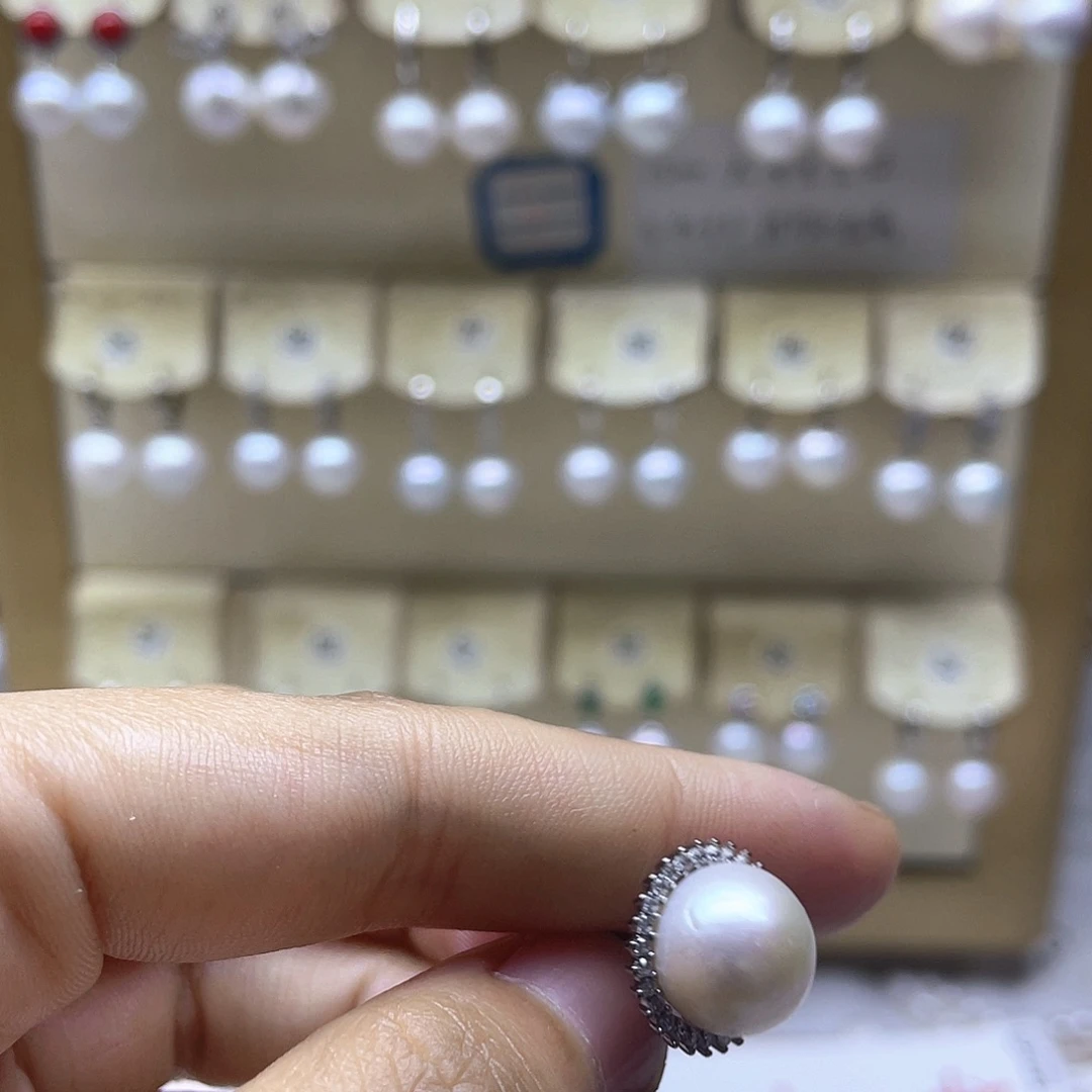 耳饰银S925镶嵌淡水珍珠