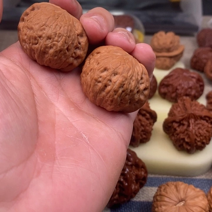 文玩核桃把件O****O核桃