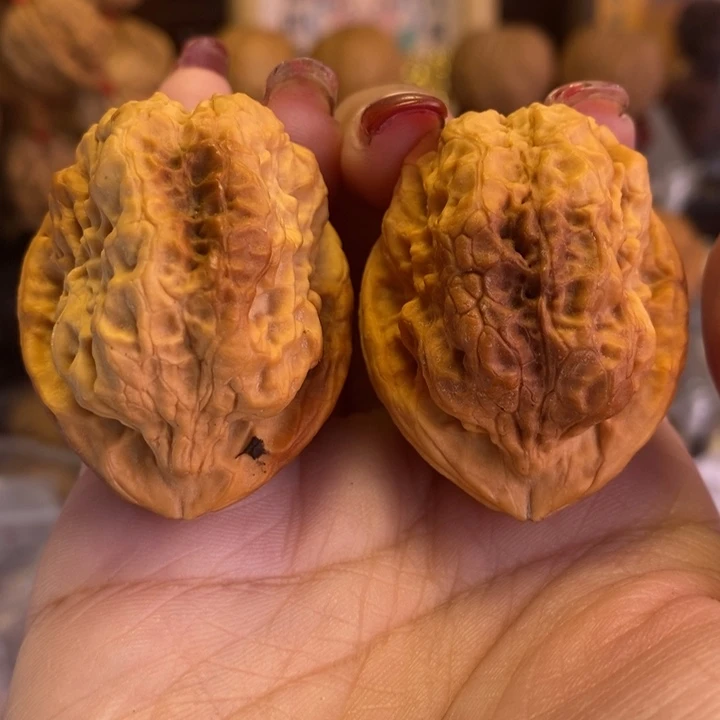 文玩核桃吊坠66古柏金蟾