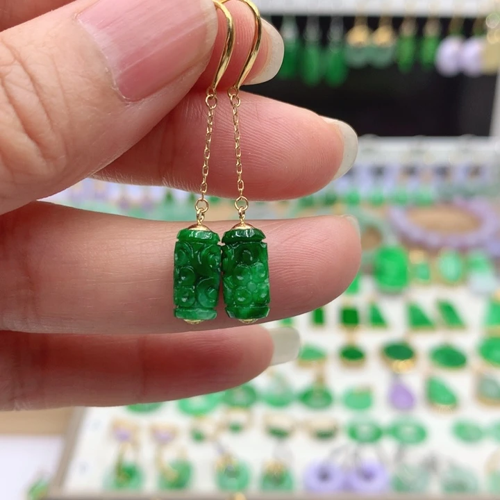 翡翠18K金镶嵌耳饰