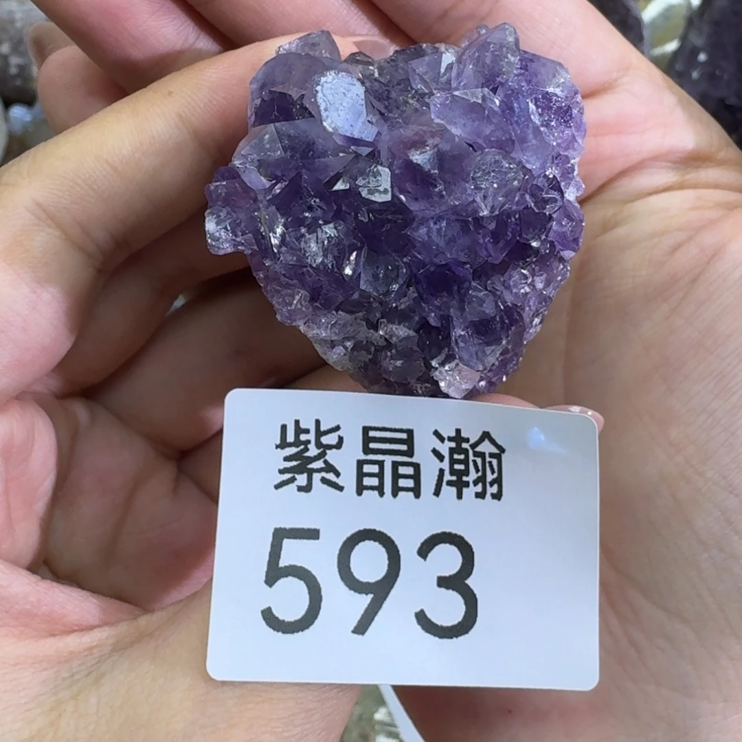 未镶嵌水晶大型摆件（非配饰）