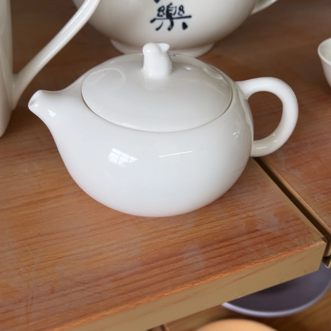 新骨瓷099微瑕暖白 小白兔茶壶